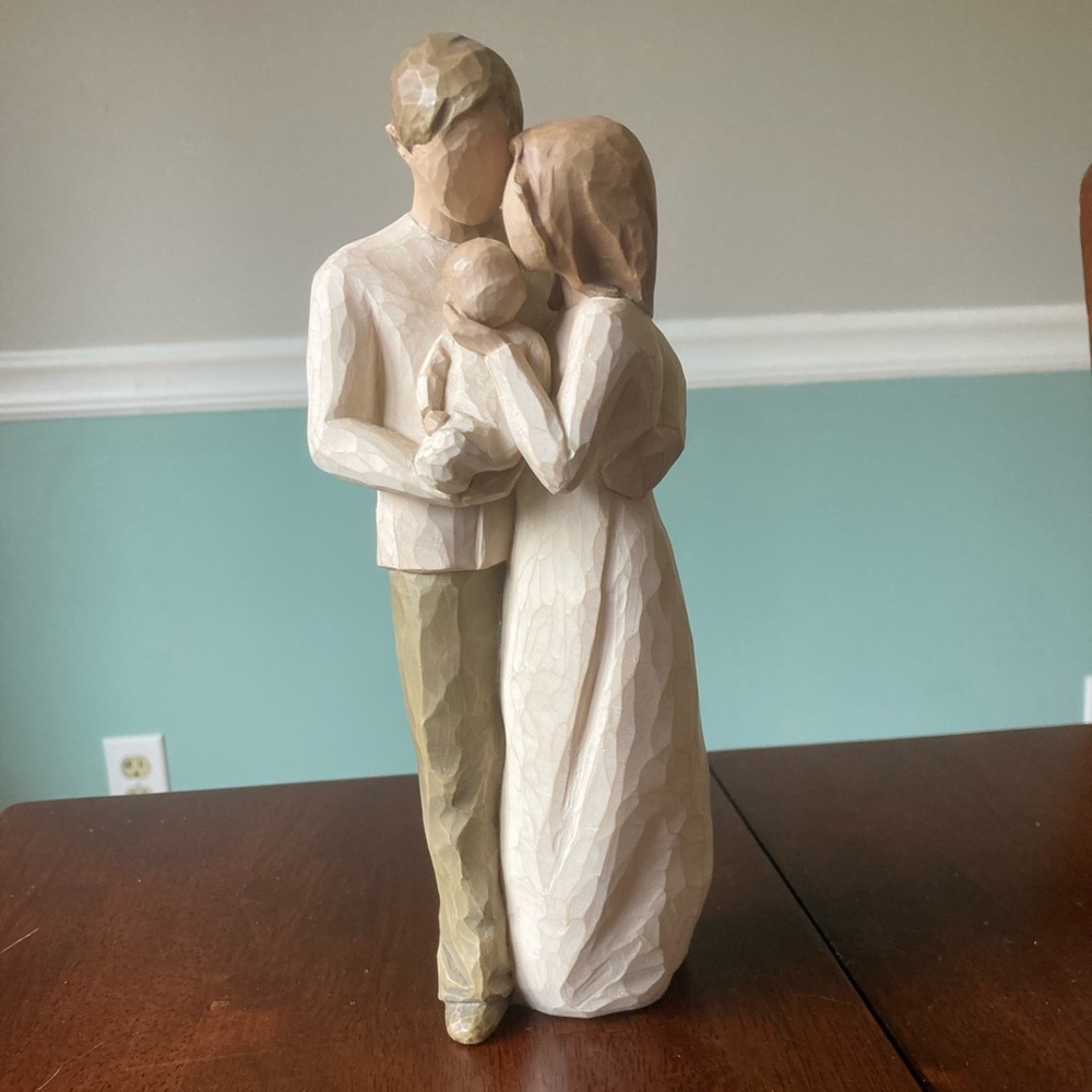 Family Figurine in Cream and TanWilliw Tree “Our Gift” Figurine